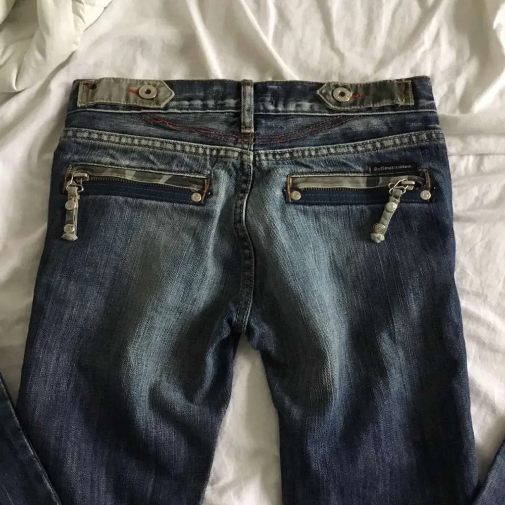 Coola unika allt sånt aldrig anvvända av mig. Jeans & Byxor.