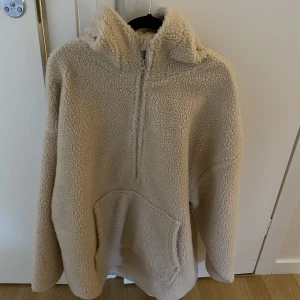 Teddyfleece  - Jätteskön Teddy 