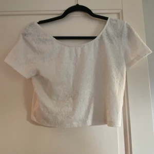 Topp från H&M - Topp från H&M. Stl S. 