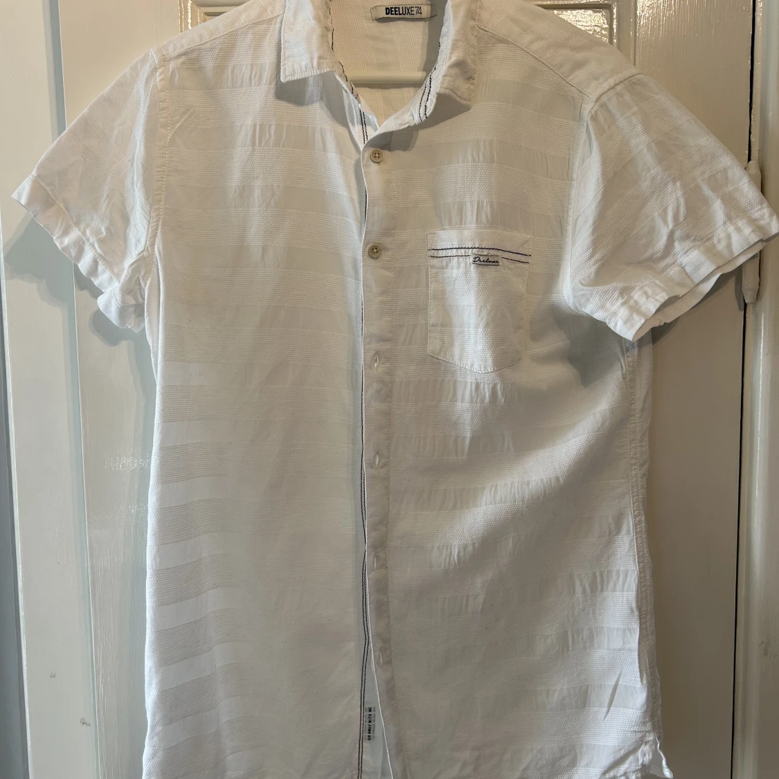 Deeluxe74 - kortärmad skjorta