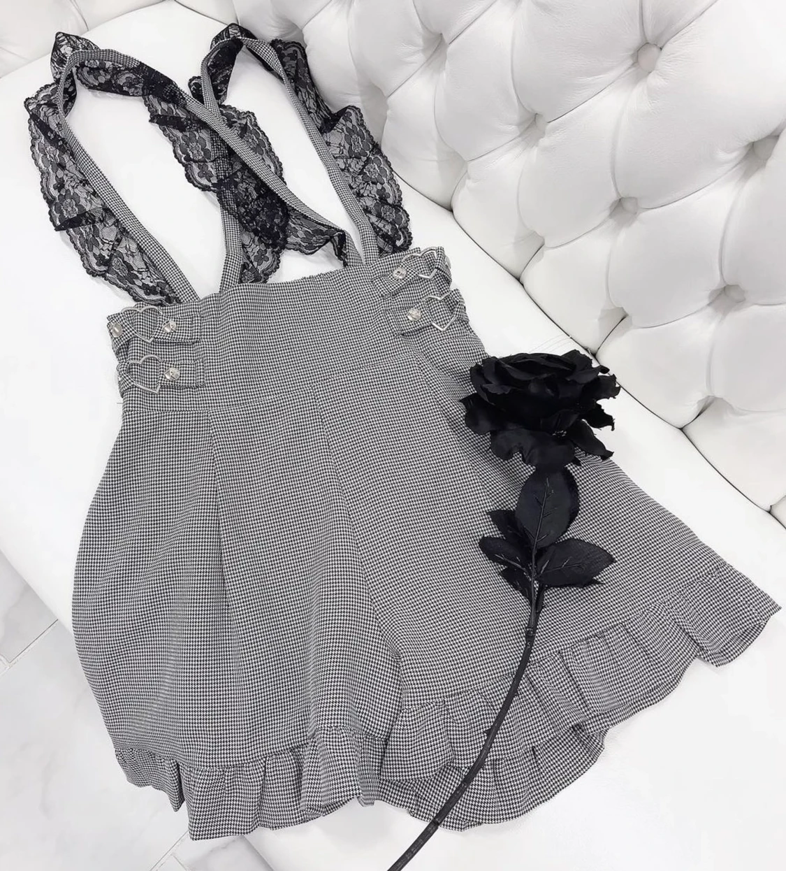 Mars hängselshorts, svart och vit shorts, rutiga shorts, kawaii shorts, lolita shorts, romantiska shorts, spetsshorts, balletcore shorts, balletcore, coquette shorts, Jirai Kei shorts - 91