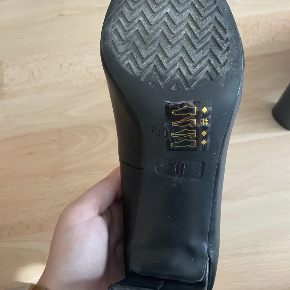 Black pumps  - 91