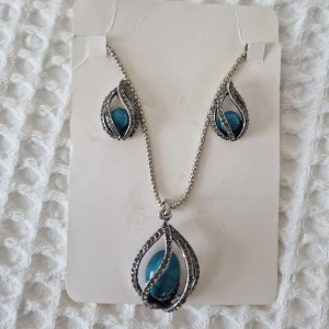 Smyckesset - Smyckesset (halsband med örhängen). Helt nytt! 