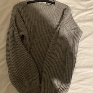 NAKD tjocktröja  - Storlek M, sitter fint på, fint skick! 