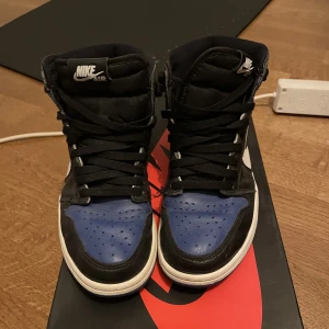 Jordan 1 royal toe High - Jordan 1 royal toe high bra skick säljes eftersom de är lite för små 