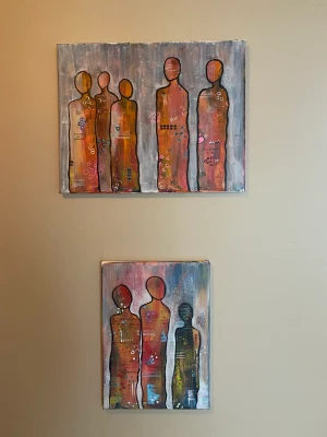 Tavlor - Båda tavlorna till salu, egenmålad av familemedlem.  Storlek: Den översta - 41x33cm Den nedersta - 33x24cm 400kr styck eller båda för 700kr