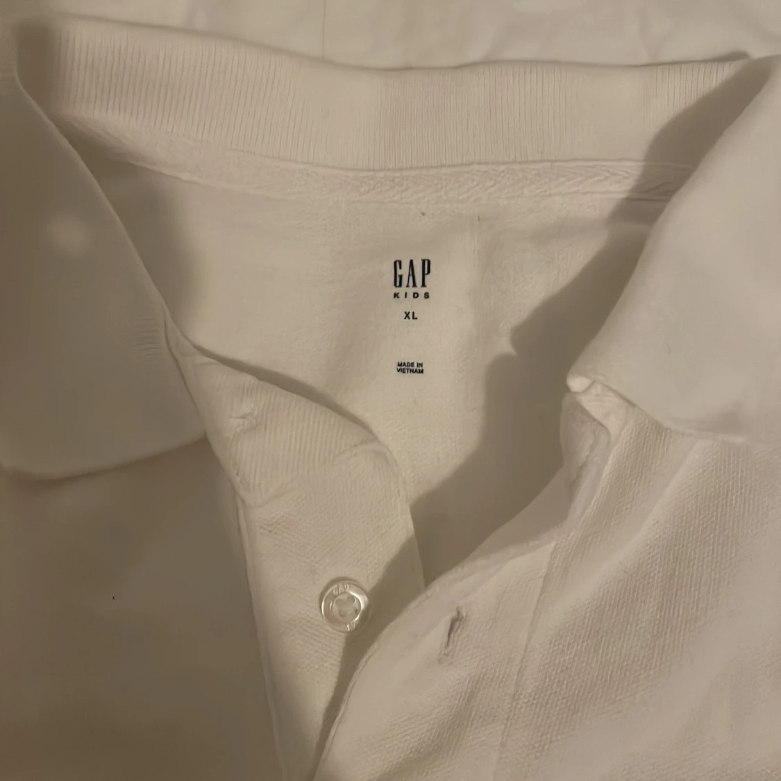 Kortärmad vit GAP skjorta - 90