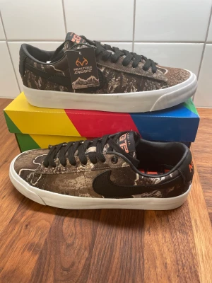 Nike Blazer Low Sb ”Olive Realtree” - Storlek 40.5 500 kr Kvitto finns