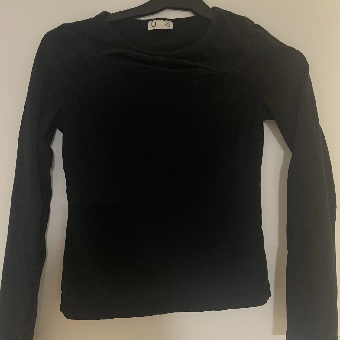 Svart långärmad tröja
