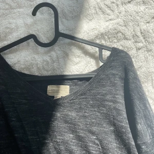 Tröja - Långarmad jätteskön tröja från Springfield, mörkgrå. Knappt använd. Storlek s/m⭐️