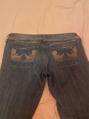 Diesel jeans - Lågmidjade diesel jeans , står att det är strl 31 men skulle säga att dom är något mindre