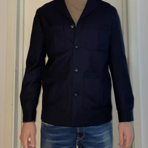 These Glory days kavaj/ overshirt  - Säljer min sjukt snygga overshirt/kavaj från These Glory Days, cond 9/10 som ny, använd enstaka gånger