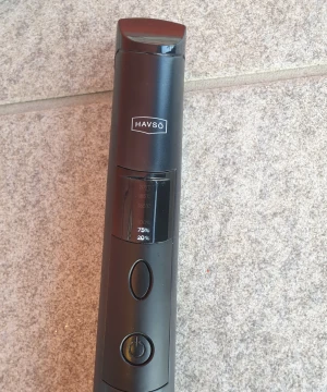 Platttång usb laddning - Oanvänd men testad, jämn värme och laddar snabbt! Teåkigt när det bara dka ligga och skräpa i en låda.b