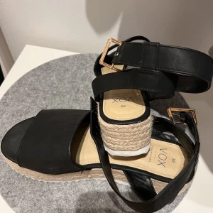 Sandaler dam - Provade bara en gång sandaler dam 