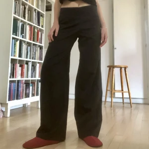 Kostymbyxor - Jättevida ben