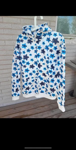 Y2k full zip hoodie  - Säljer 