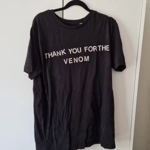 T-shirt, My Chemical Romance - Bandtröja köpt som merch när bandet gjorde slut, använd 2-3 ggr, designad för rugged look.