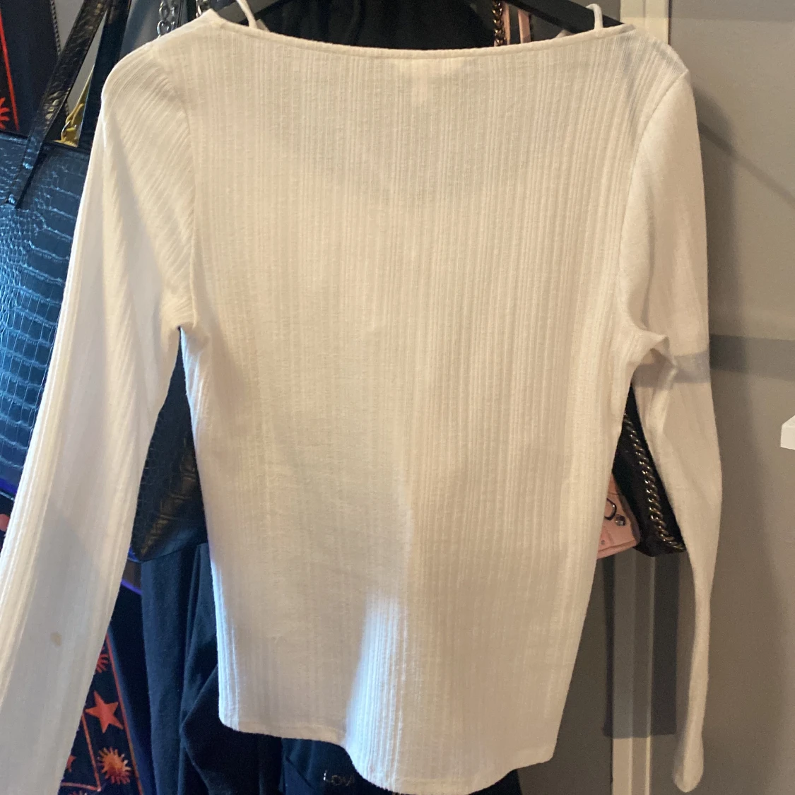 Fin vit tröja! - 90