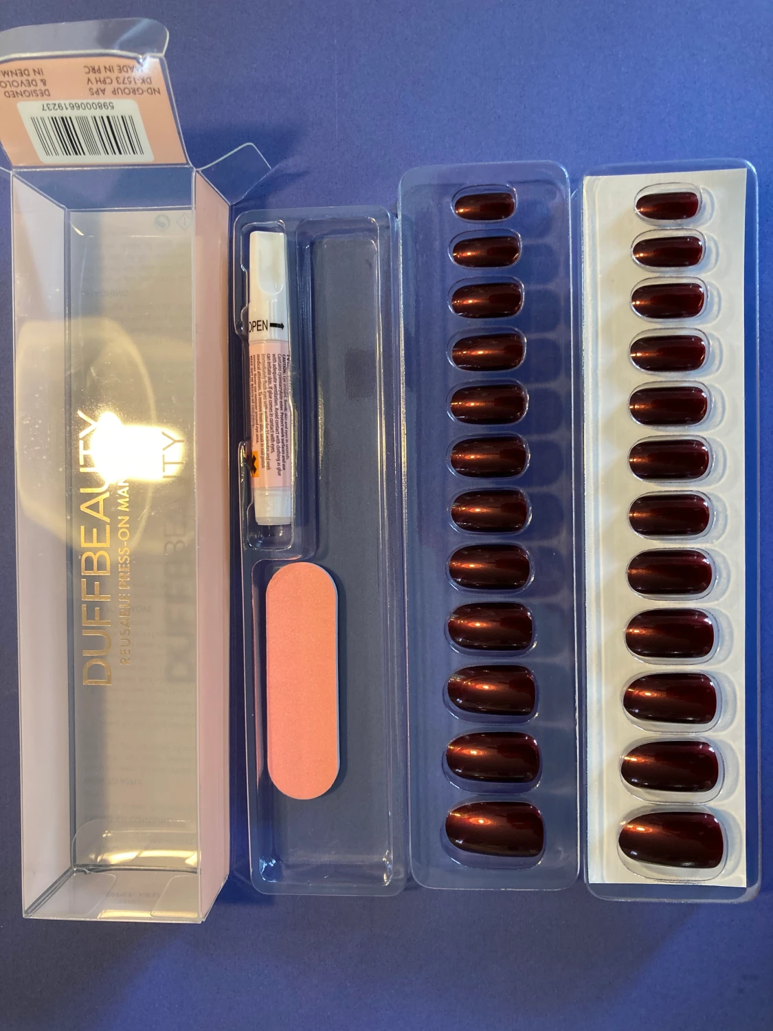 DUFFBEAUTY LÖSNAGLAR  - 90