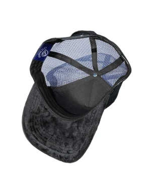 Helt ny Velvet keps från oss familjlo  - Kepsen är limited edition finns bara 25st i hela Sverige, kvalitet på våra kepsar är 10/10 