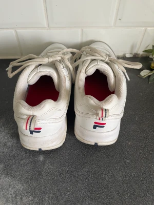 Fila skor - Använt några få gånger🙂 Pris kan diskuteras 