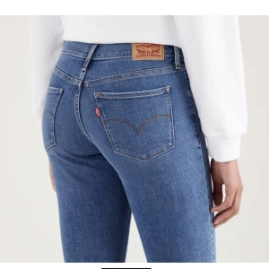 314 Levi’s jeans - Raka moderna levi’s jeans som passar till allt!