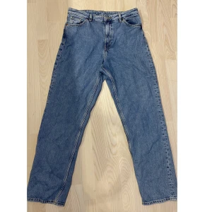Jeans - Jeans från Monki i storlek 28/32. Väldigt bra skick och inget slitage