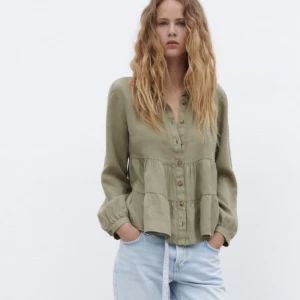 Zara blus - Fin blus i linne från Zara🩷