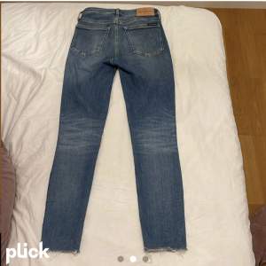 Blå Calvin Klein jeans. Stolek W25. High Rise Skinny Ankle