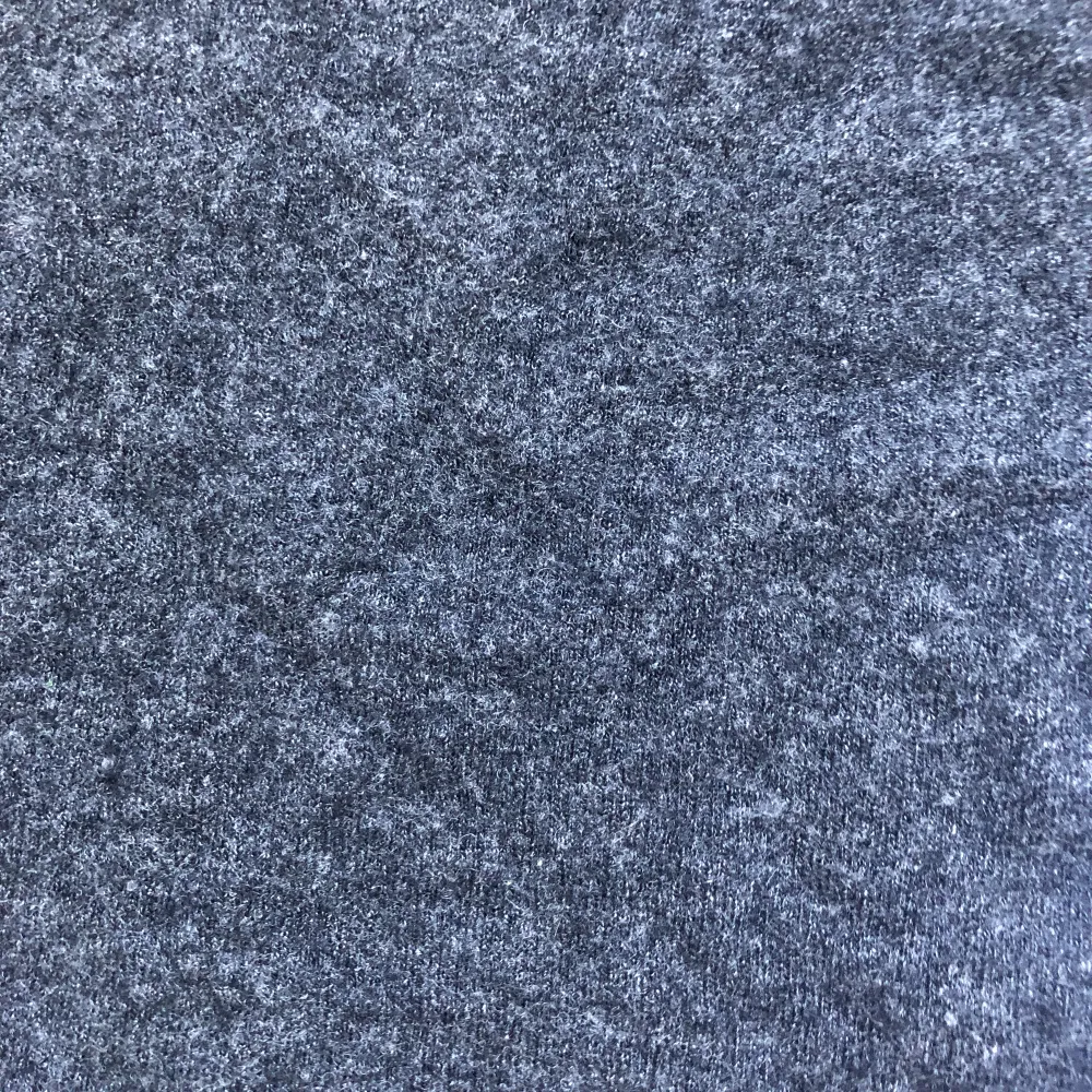 En grå isabell marant tröja! Mjuk och skön. Är en fitted model, storlek står 38.. Tröjor & Koftor.