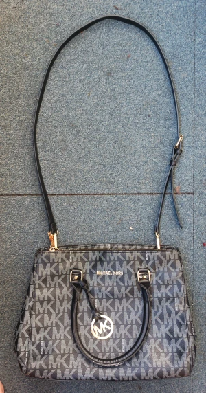 Michael Kors - Michael Kors väska, bra skick