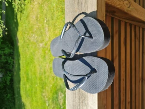 Havaianas strl 37/28 - Ej används. Pool och beaxh sandalrätter