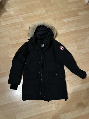 Canada goose jacka - Canada goose emory Parka jacket Storlek: S Cond: 9/10 Pris: 7499kr