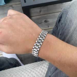 Thick watchbracelet  - Justerbar  Rostfritt stål