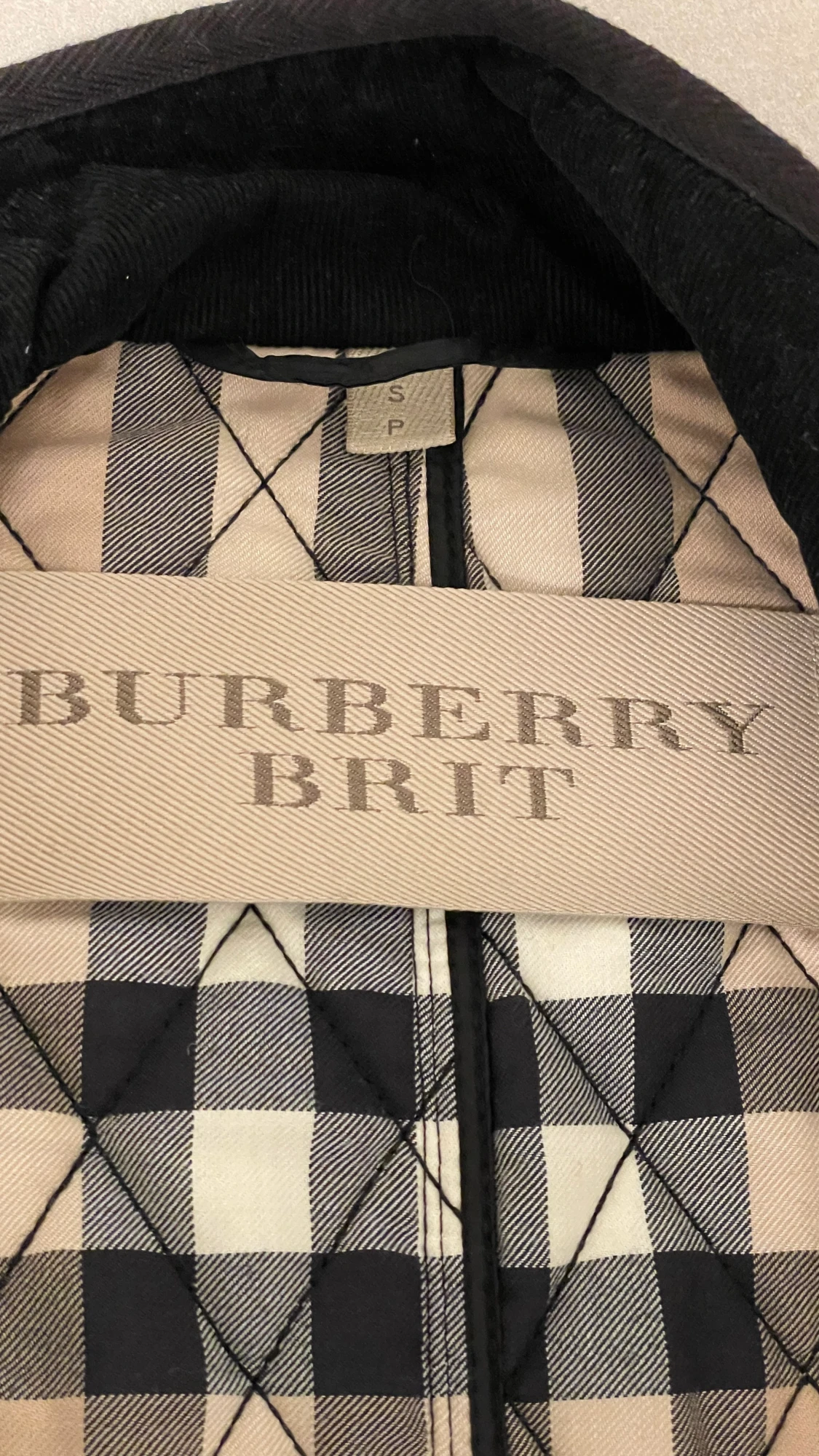 Burberry Jacket - 91