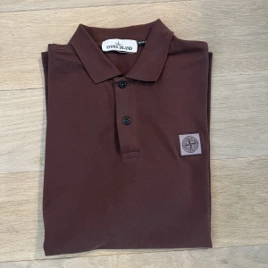 Stone Island pike - Schysst pike som har använt sparsamt.  Den är i ett fint skick.  