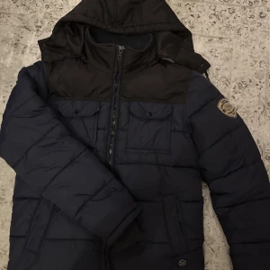 Dunjacka  - Använder ej längre skick 9/10