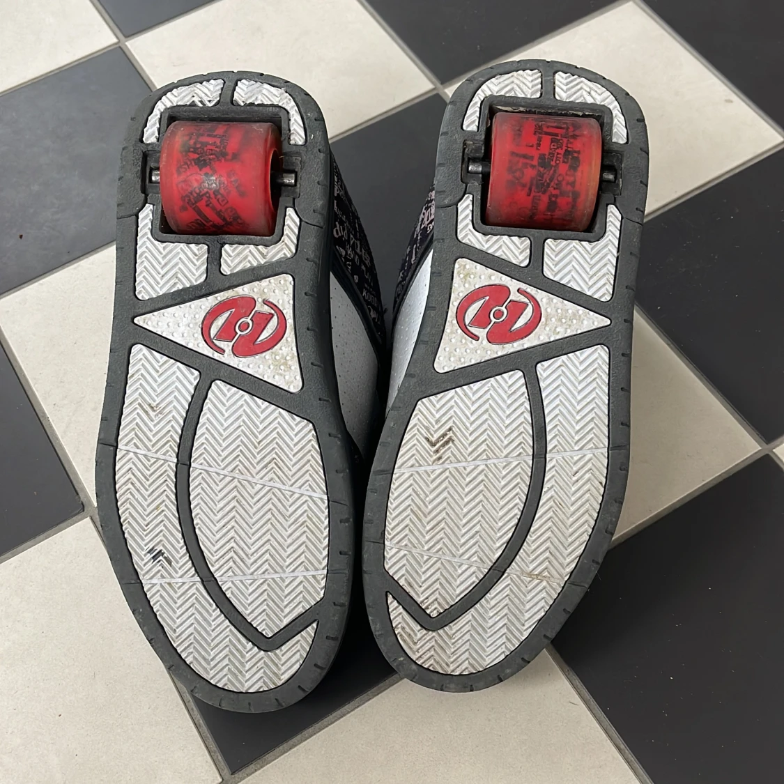 Y2k Heelys med hjul - 90
