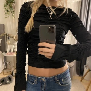 Festtopp - Så snygg festtopp från &otherstories 💘💘