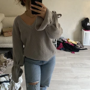 Söt stickad tröja - Fint skick