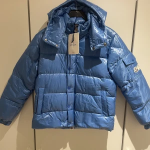 Moncler Jacka - Liten i storleken