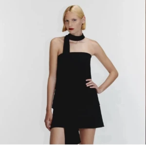 Zara topp - Så fin topp som är för liten för mig 