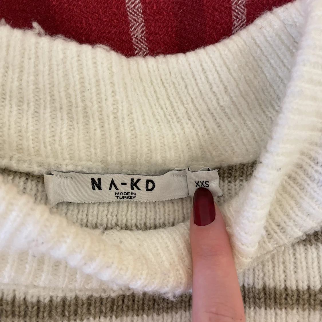 Randig nakd tröja   - 2