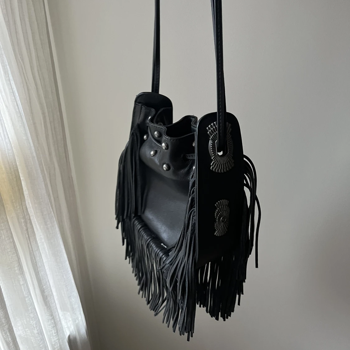 Väska med fransar 