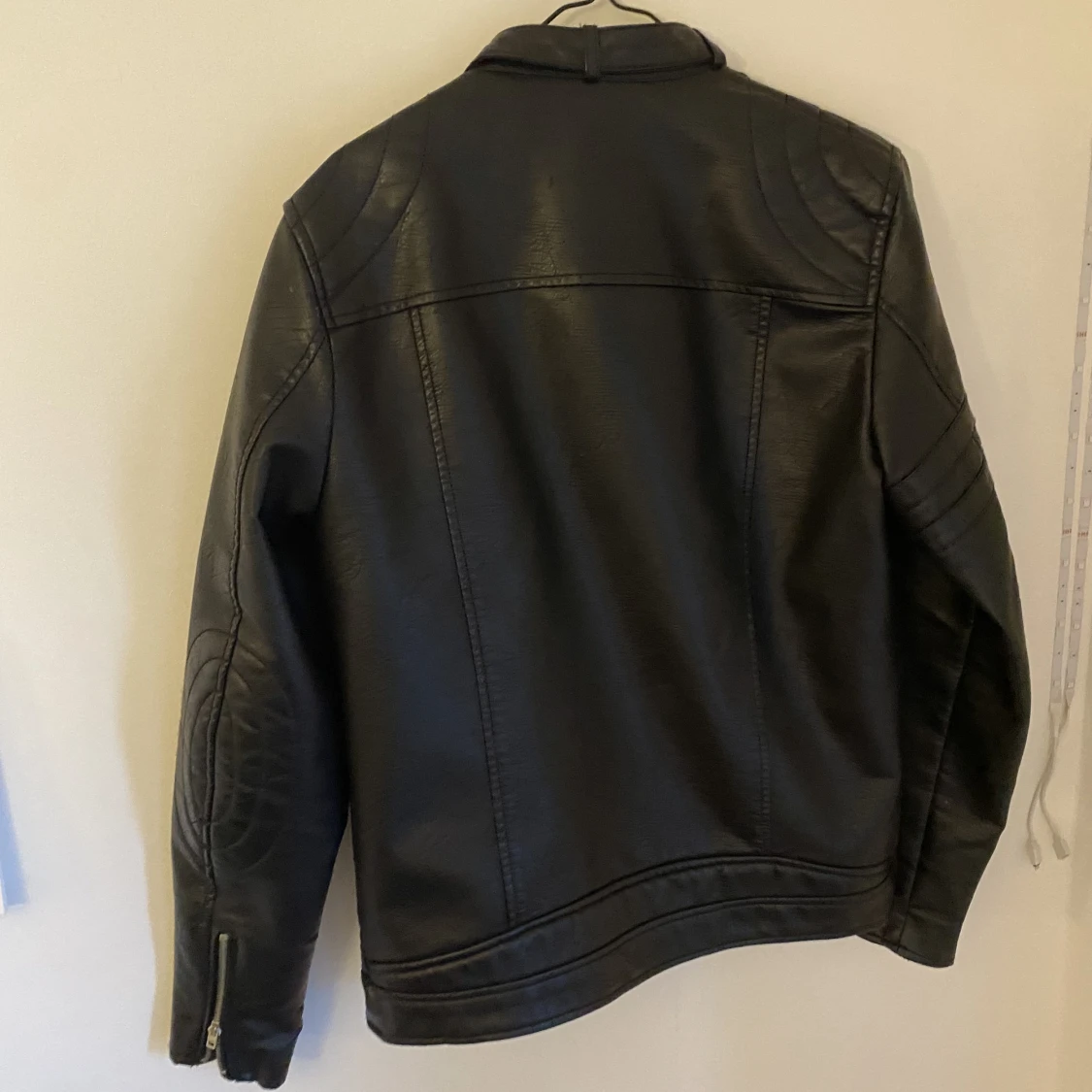 Skinn jacka  - 91