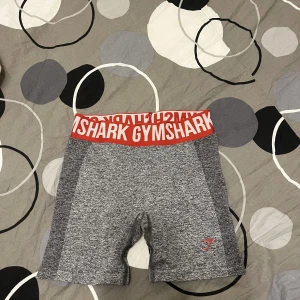 Gymsharks tränings shorts  - Shorts från Gymshark . Köpt förra året men aldrig använt . Som nya 