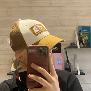 Nort face keps - Använd fåtal gånger,säljer pågrund av att den inte kommer till användning