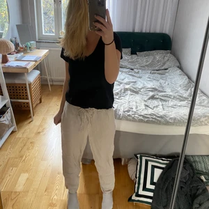 Linnebyxor  - As najs linnebyxor från H&M☺️☺️🥰👍🏽