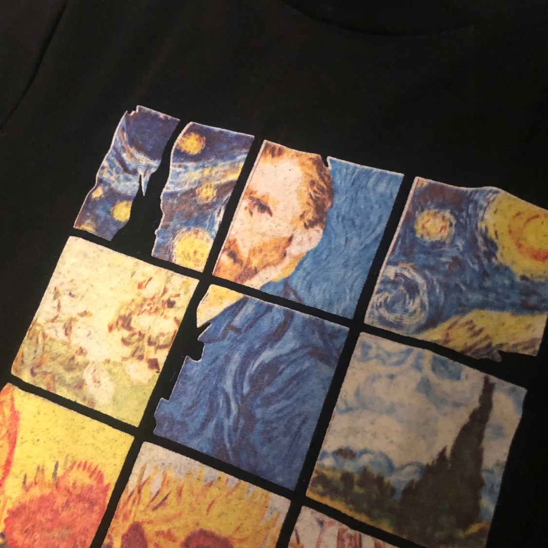 T-shirt med tryck.  - 90