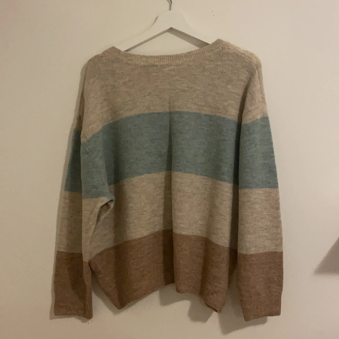 Stickad tröja från hm - 90